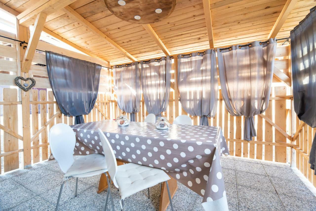 Guest House Pr' Cut Zirovnica Exterior photo